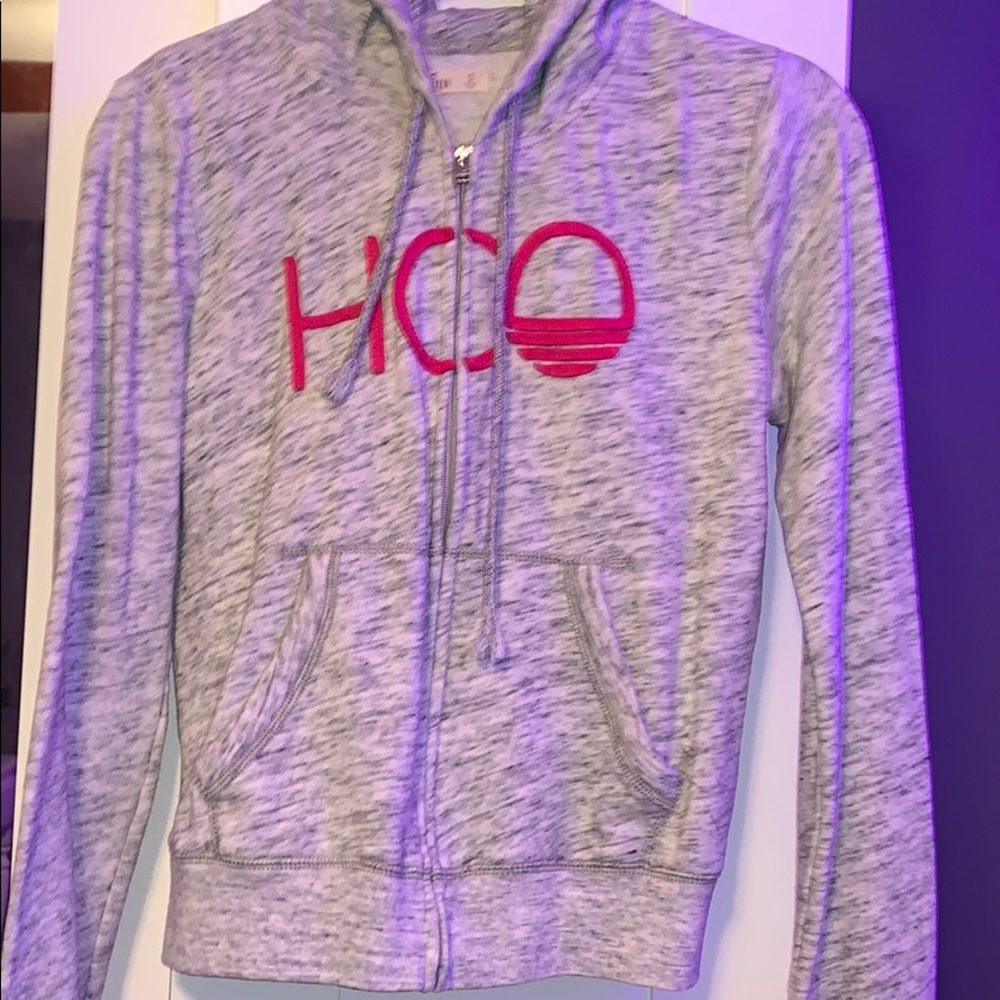 Hollister zip up